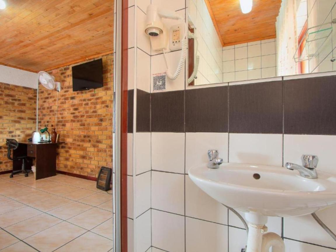 Airport Bird & Game Lodge Kempton Park Rom bilde